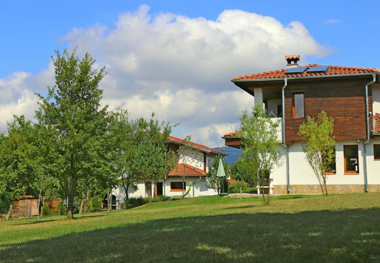 Sinjirite Complex Hotel Elena Buitenkant foto