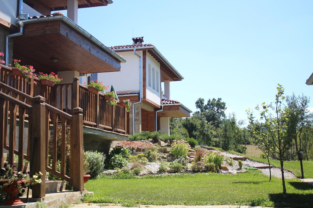 Sinjirite Complex Hotel Elena Buitenkant foto