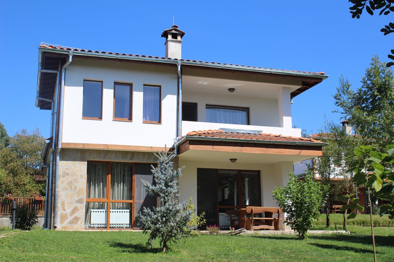Sinjirite Complex Hotel Elena Buitenkant foto