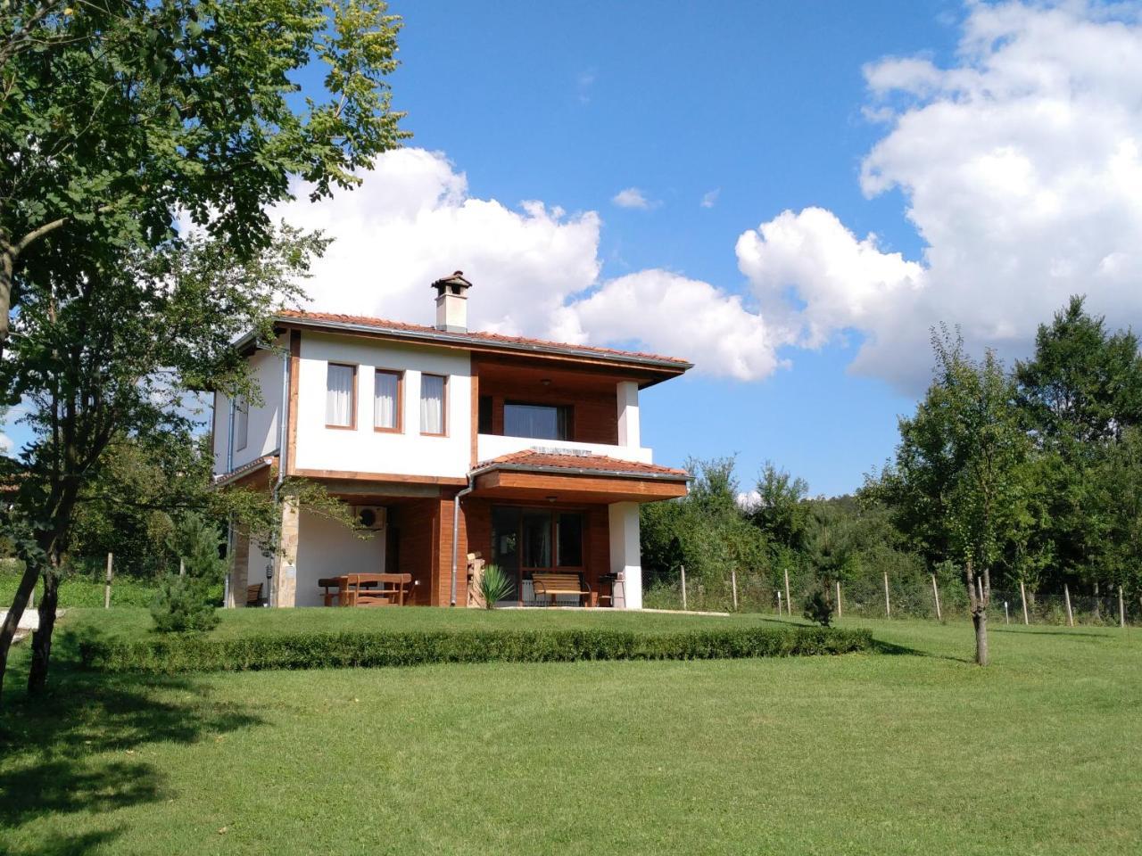 Sinjirite Complex Hotel Elena Buitenkant foto