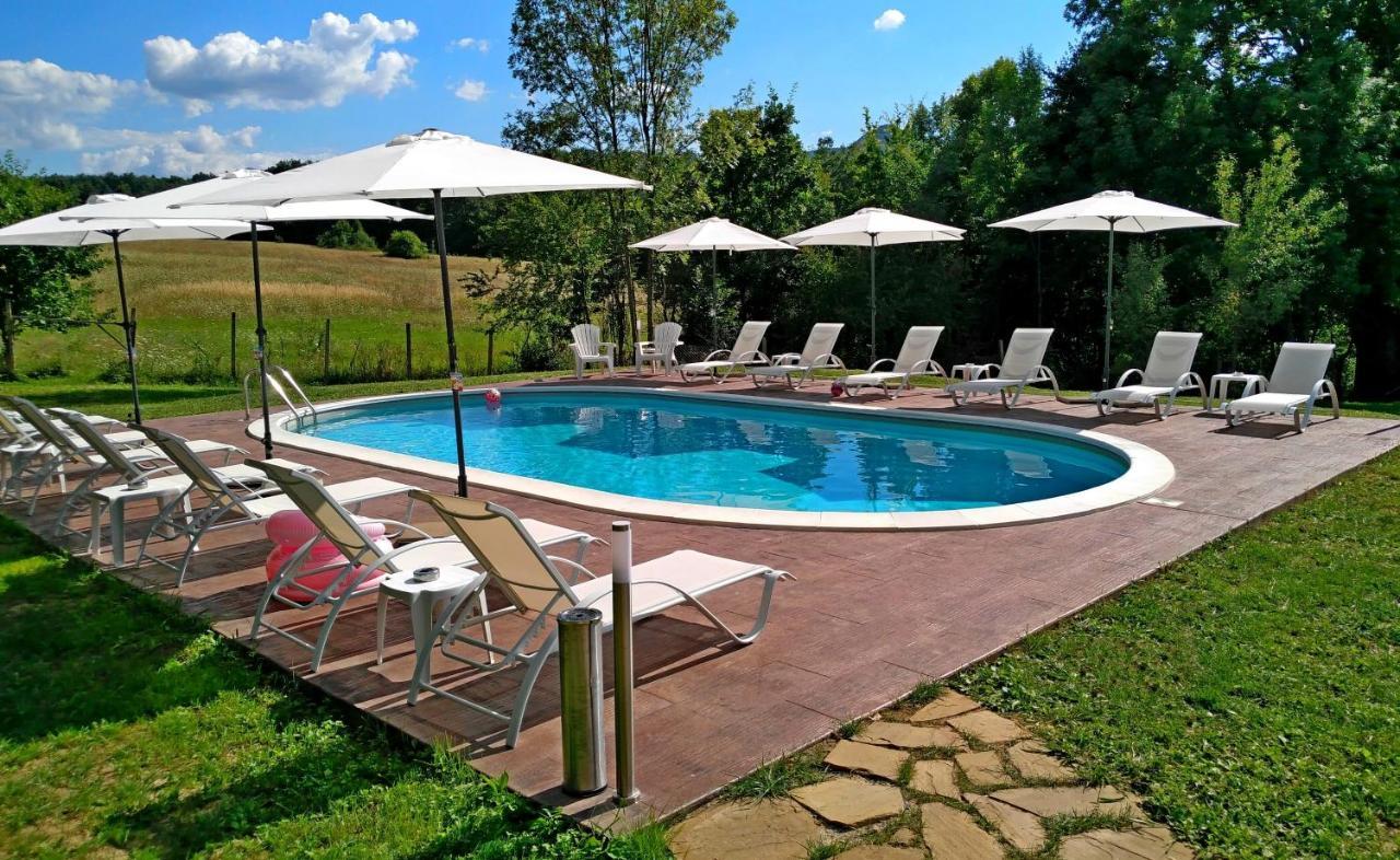 Sinjirite Complex Hotel Elena Buitenkant foto